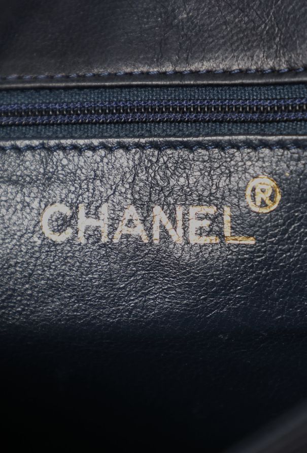 Chanel '80s Navy Flap Bag - 11