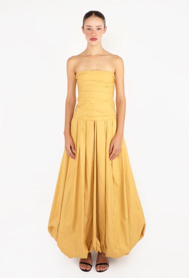 Khaite Ingrid Ruched Bustier Gown, Resort 2020 - 3