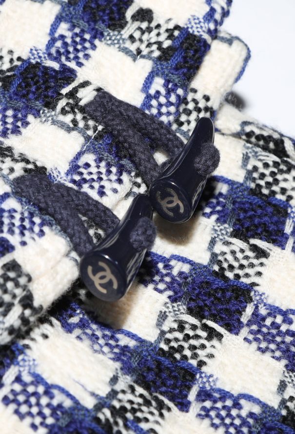 Chanel 2006 Tweed 'CC' Toggle Coat - 7