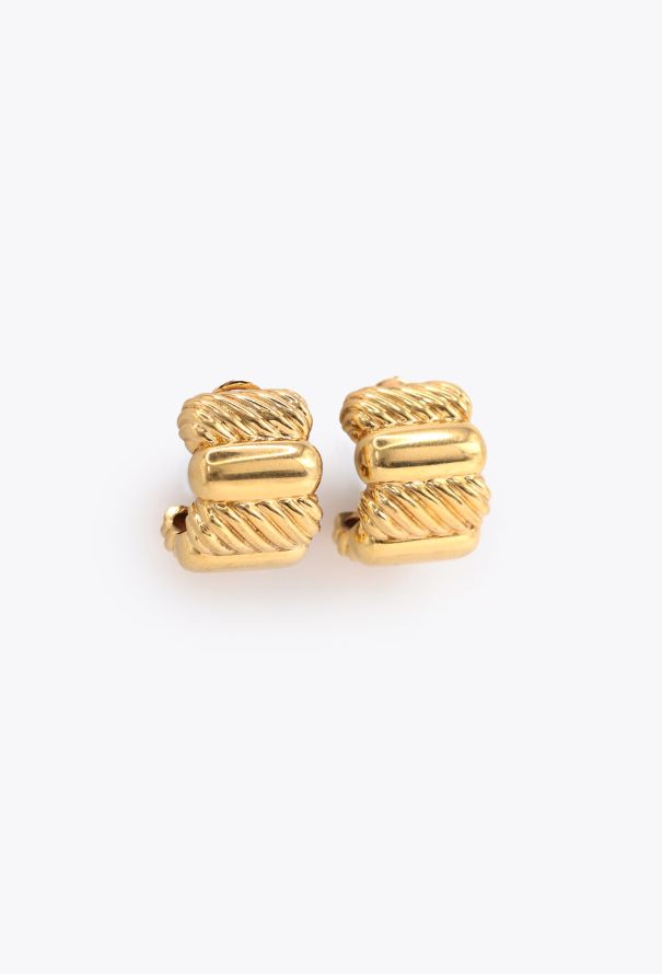 Vintage Fine Jewelry O.J Perrin 18k Yellow Gold Verona Clip On Earrings - 3 Vintage Fine Jewelry O.J Perrin 18k Yellow Gold Verona Clip On Earrings - 3