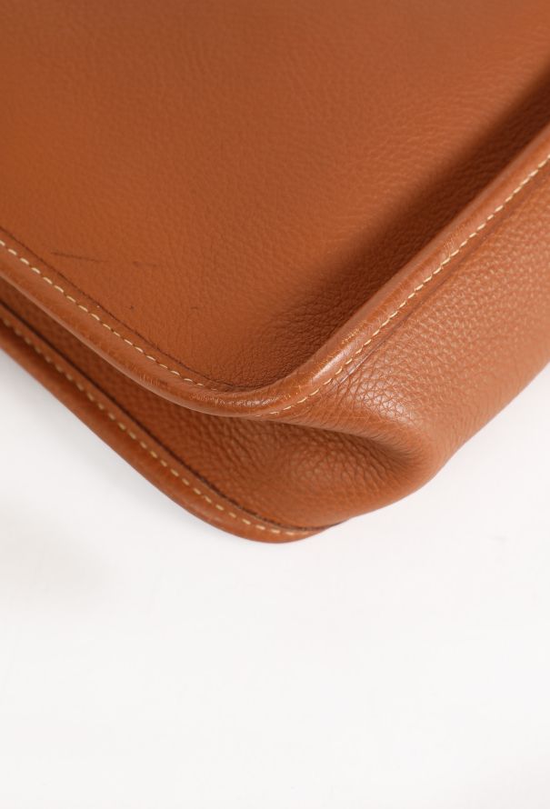 Hermès Vintage Gold Courchevel Vespa MM Bag - 10