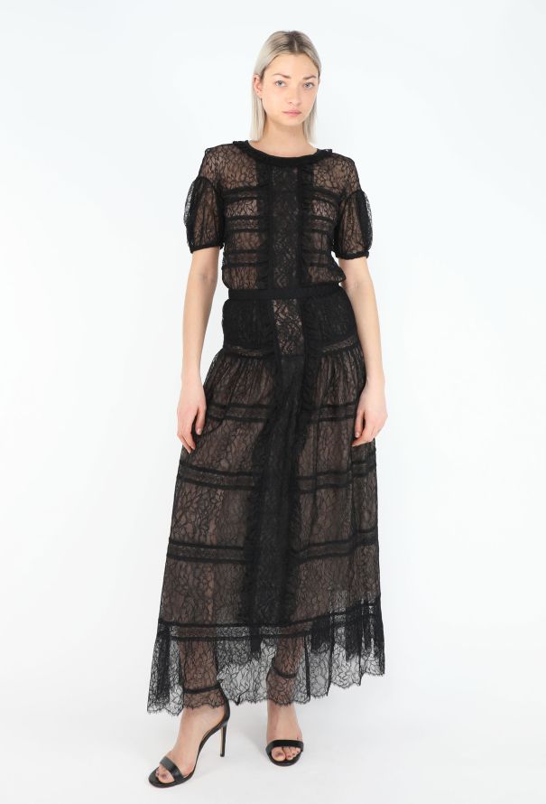 Chanel Pre-Fall 2016 Paris-Rome Camélia Lace Gown - 5