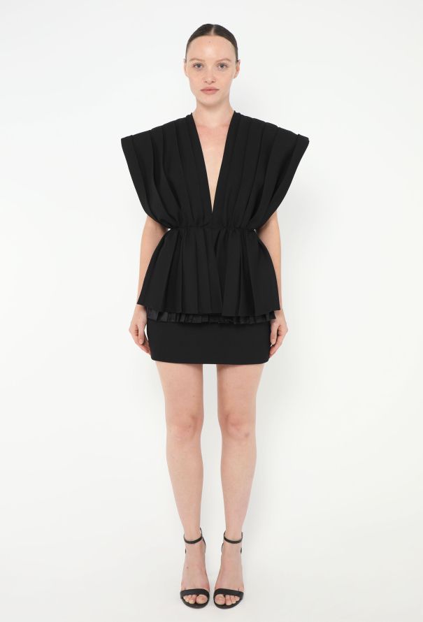 Gucci Resort 2023 Accordion Pleated Dress - 3