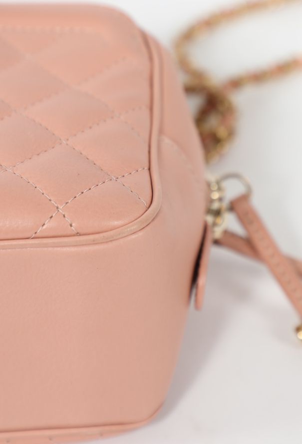 Chanel 2018 Small 'CC' Filigree Vanity Case - 10