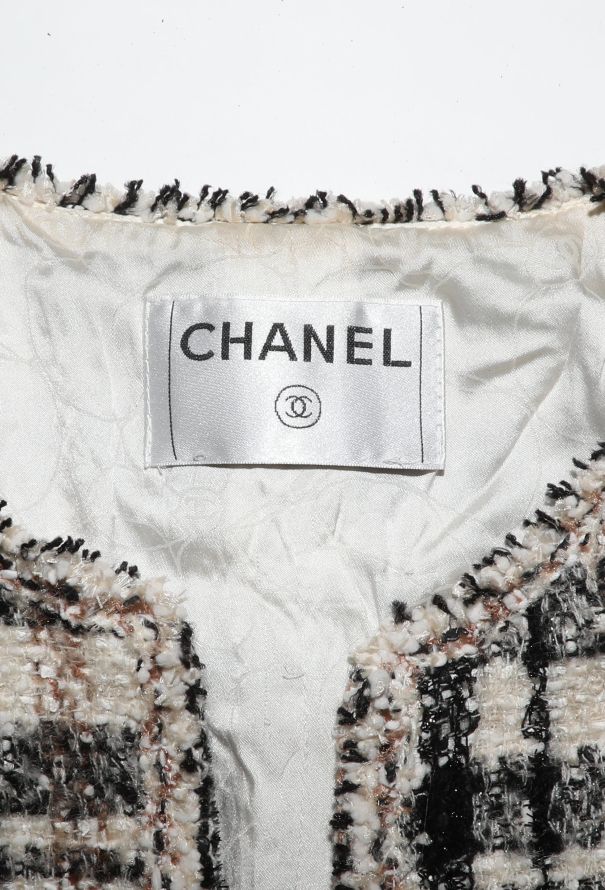 Chanel Rare 2004 Iridescent Tweed Jacket - 7