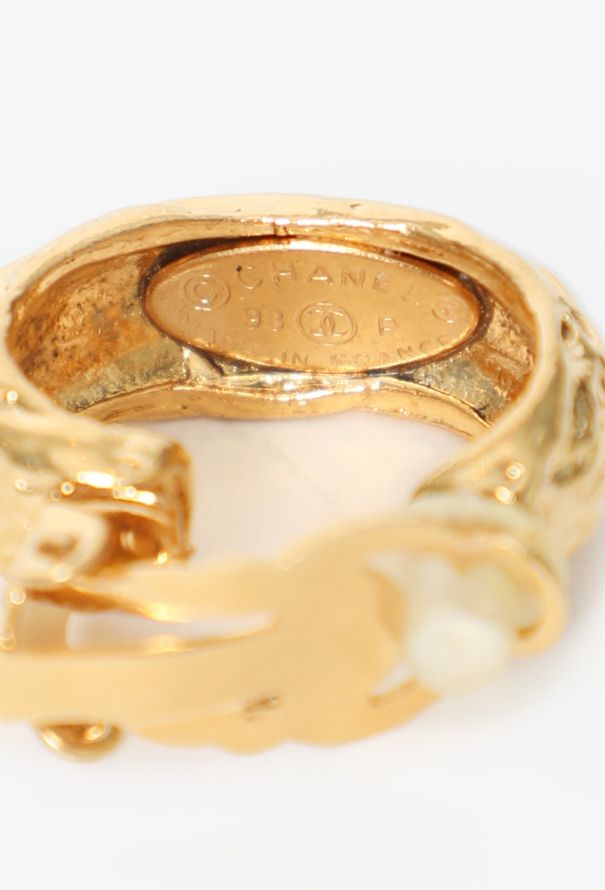 Chanel 1993 Cut-out Hoop Clip Earrings - 4