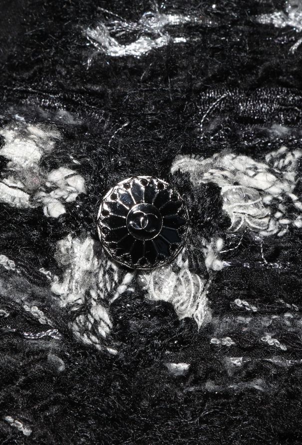 Chanel ICONIC F/W 2006 Iridescent Lesage Jacket - 8