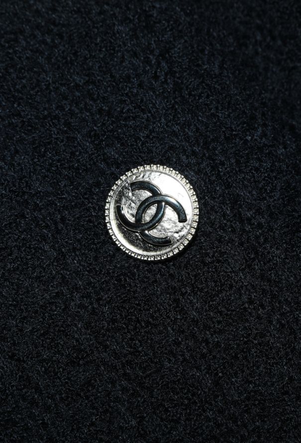 Chanel Cropped Tweed Jacket, Pre-Fall 2020 - 9