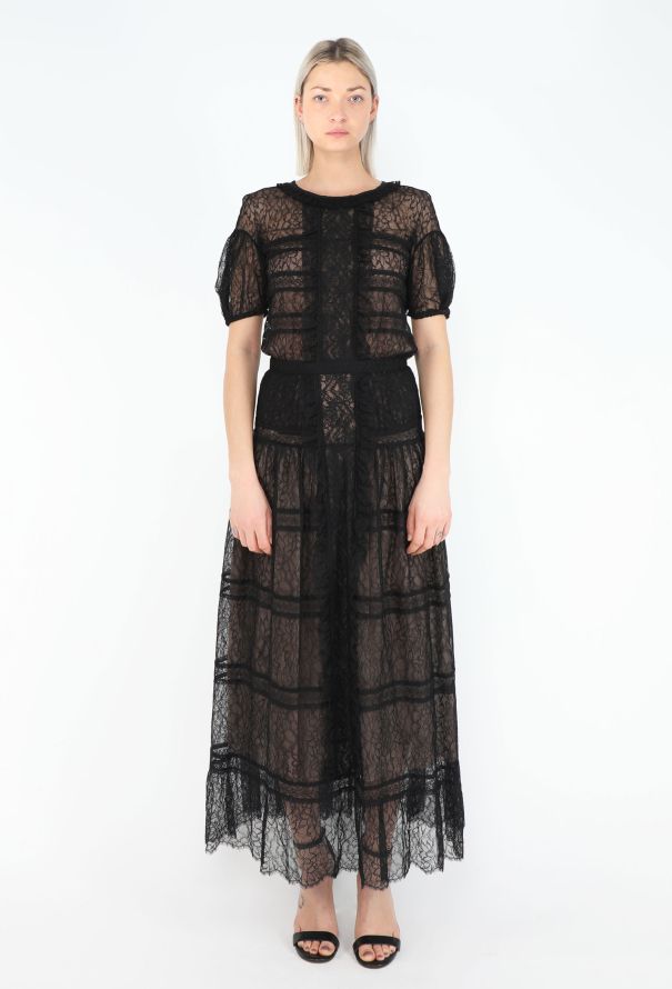 Chanel Pre-Fall 2016 Paris-Rome Camélia Lace Gown - 1