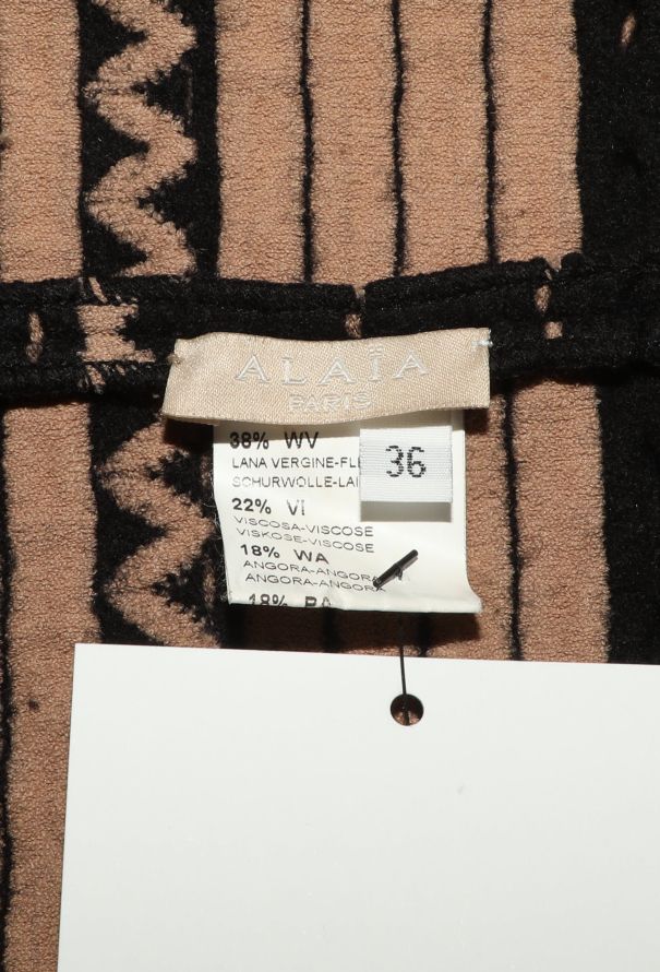 Alaïa Oversized Laser-Cut Sweater - 4 Alaïa Oversized Laser-Cut Sweater - 4