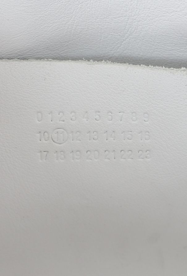 Maison Margiela Collector S/S 2006 Fragile Clutch - 12 Maison Margiela Collector S/S 2006 Fragile Clutch - 12