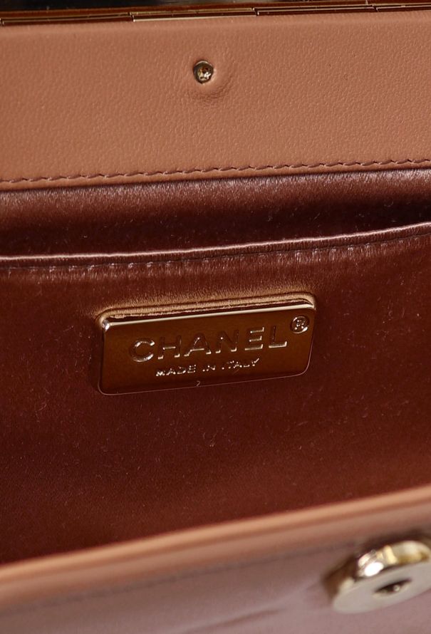 Chanel Rose Patent Clutch - 11