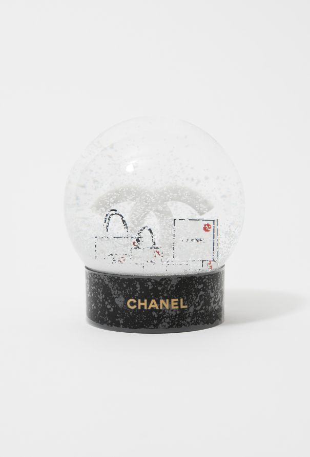 Chanel snowglobe