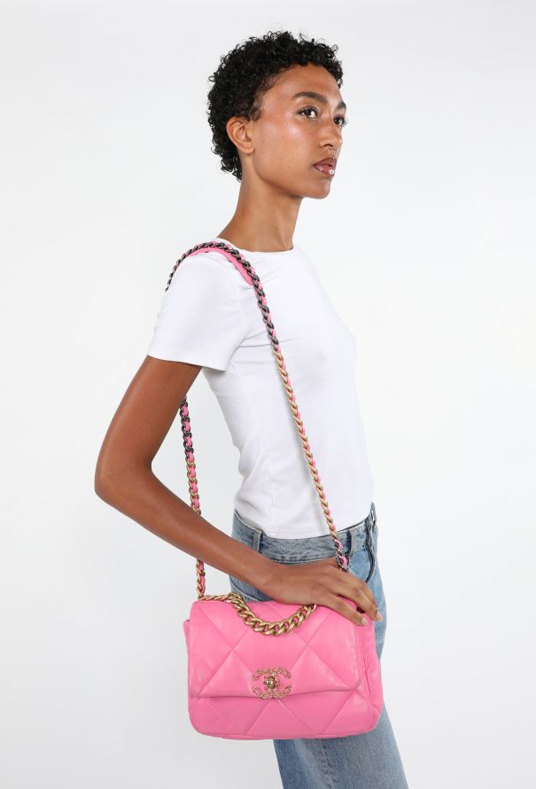 Chanel Pink 19 Medium Flap Bag - 2