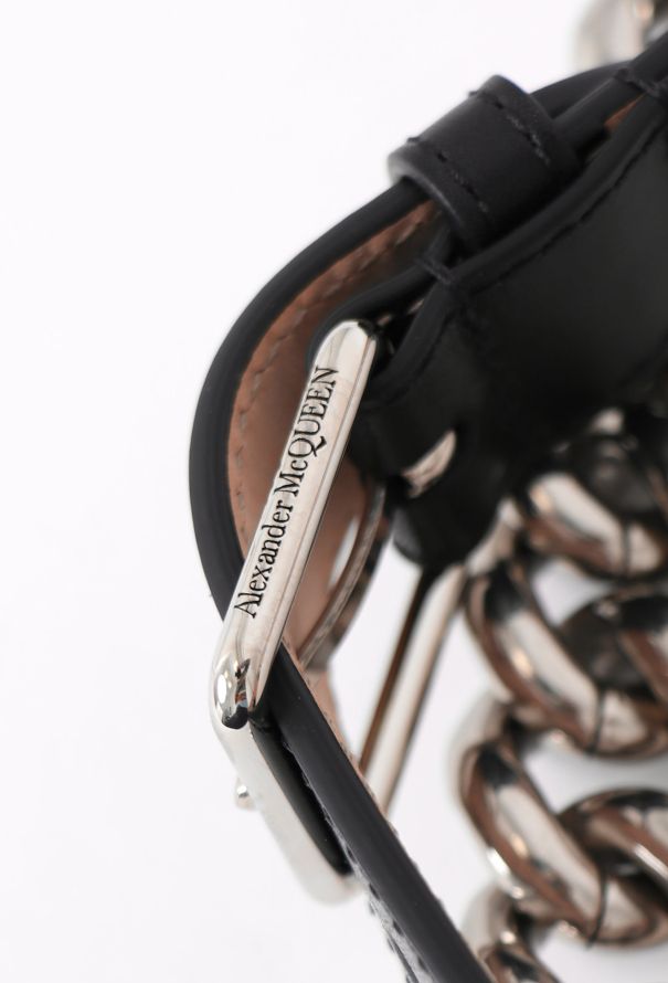 Alexander McQueen Pre-Fall 2022 Layered Chainlink Belt - 5 Alexander McQueen Pre-Fall 2022 Layered Chainlink Belt - 5
