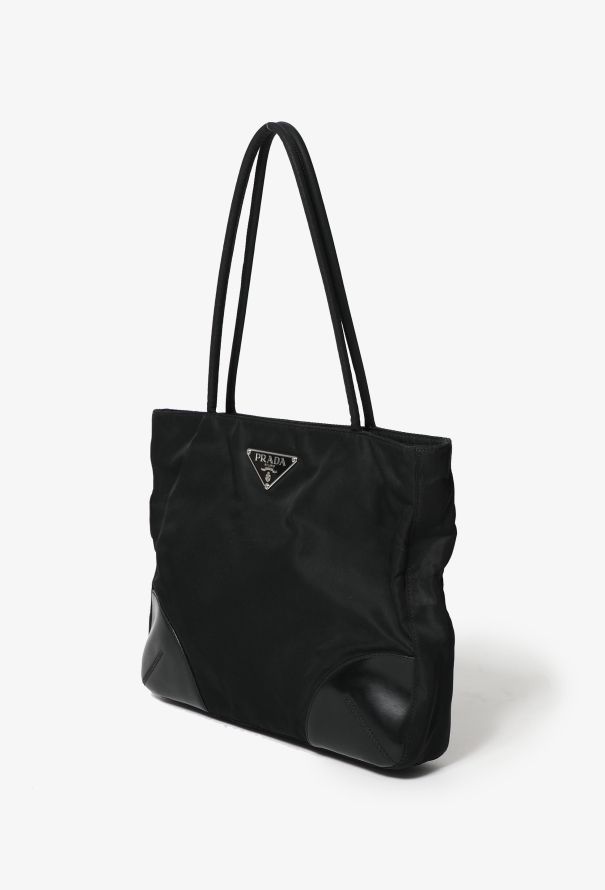 Vintage 2000s PRADA Black NYLON Shoulder Sporty Nylon Bag – Mint Market
