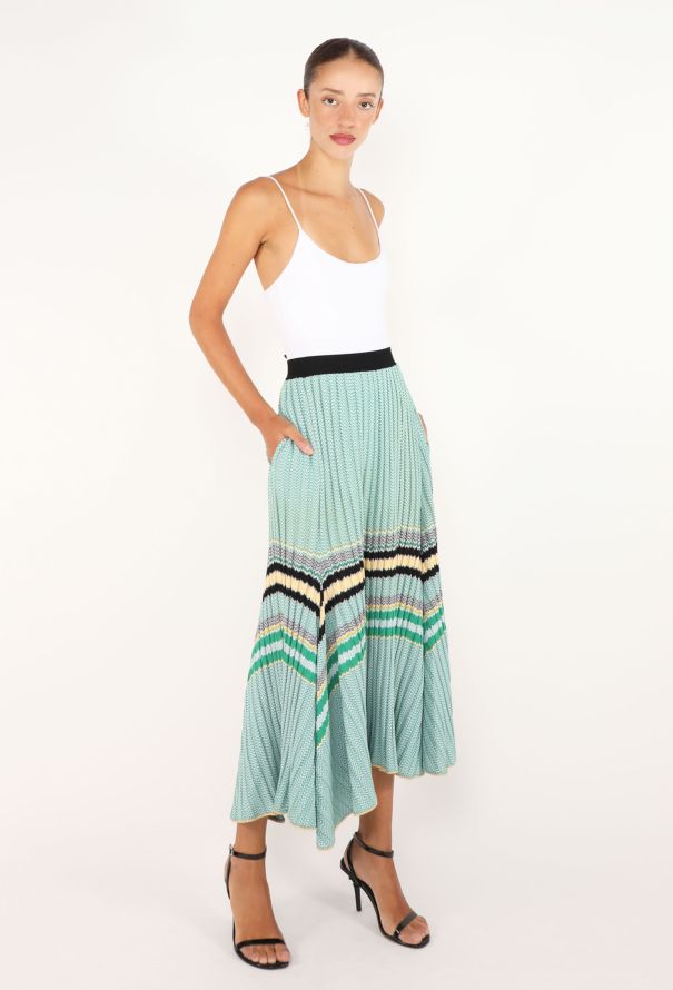 Céline Ribbed Chevron Skirt, Resort 2015 - 4
