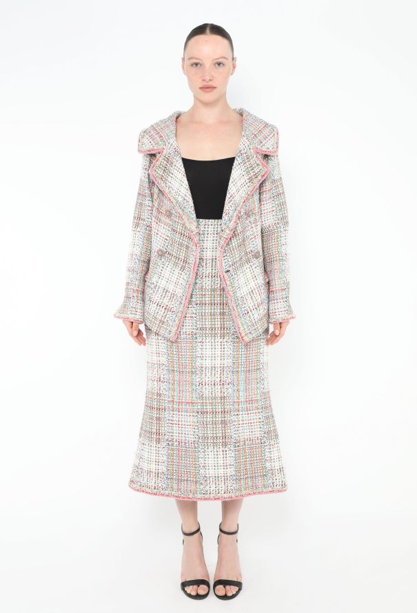 Chanel Resort 2017 Fluted Tweed Ensemble - 4
