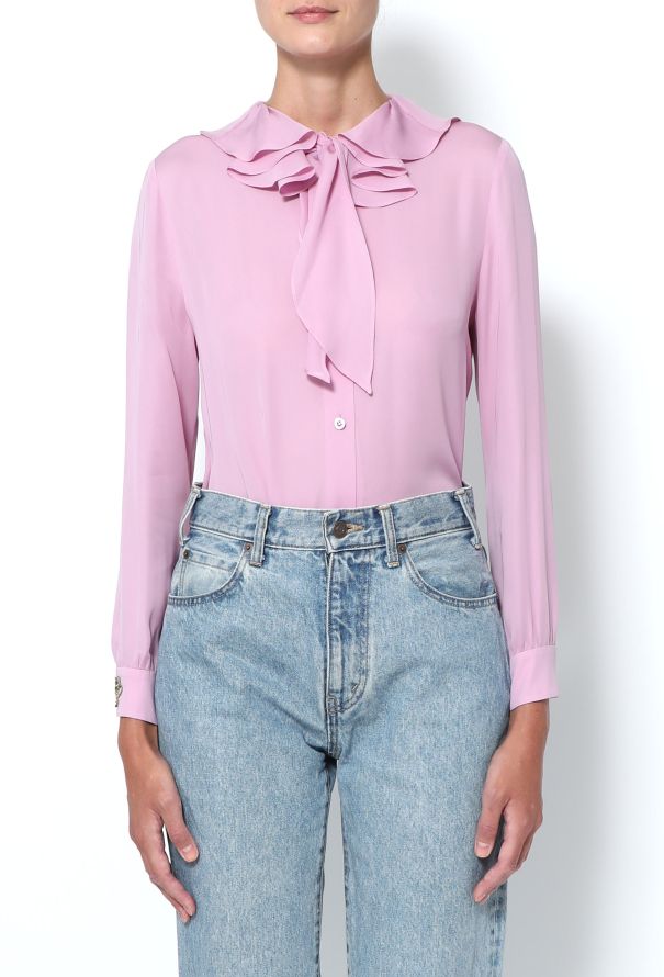 Gucci F/W 2015 Ruffled Silk Lavallière Blouse - 1