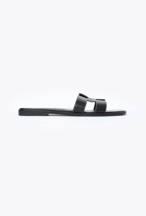 Hermès Classic Leather Oran Sandals - 1