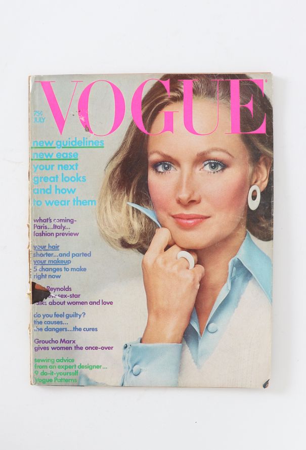VOGUE Rare US 1972 Richard Avedon Set - 4 VOGUE Rare US 1972 Richard Avedon Set - 4