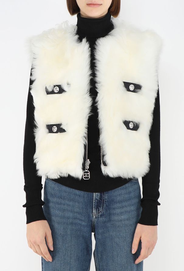 Chanel 2023 Coco Neige Reversible Shearling Vest - 6