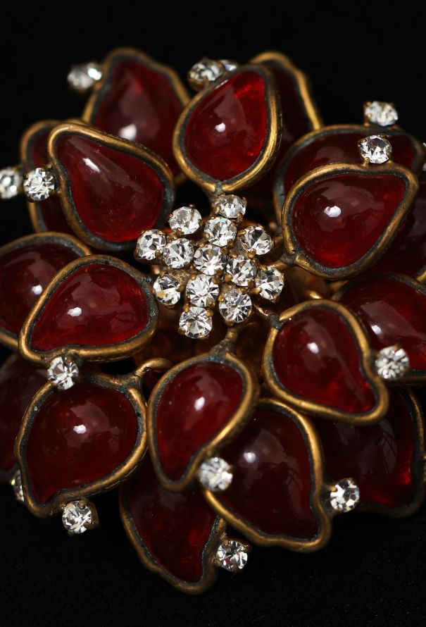 Chanel Rare 1960s Gripoix Camélia Brooch - 3 Chanel Rare 1960s Gripoix Camélia Brooch - 3