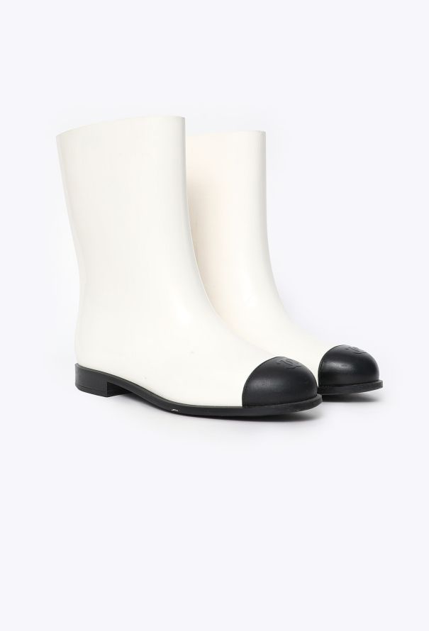 Chanel Wellington 'CC' Rain Boots - 3
