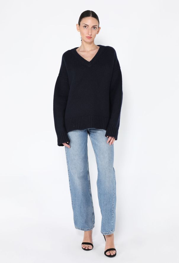 The Row 2021 Davion V-Neck Cashmere Sweater - 2