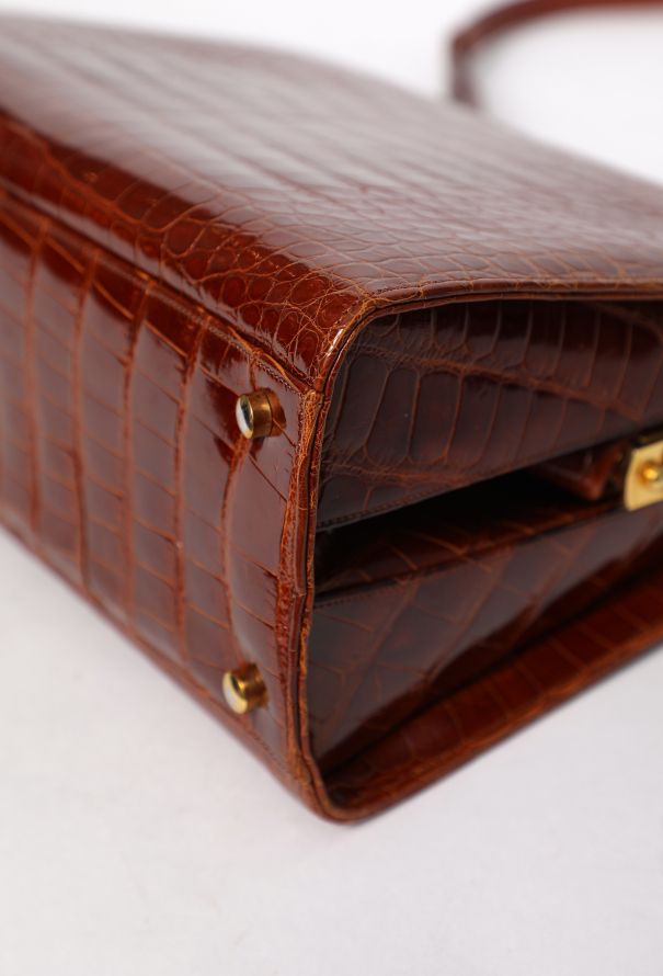 Judith Leiber Vintage Cognac Alligator Doctor Bag - 9