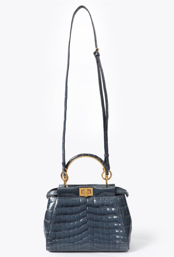 Fendi S/S 2022 Small Niloticus Peekaboo Bag - 2