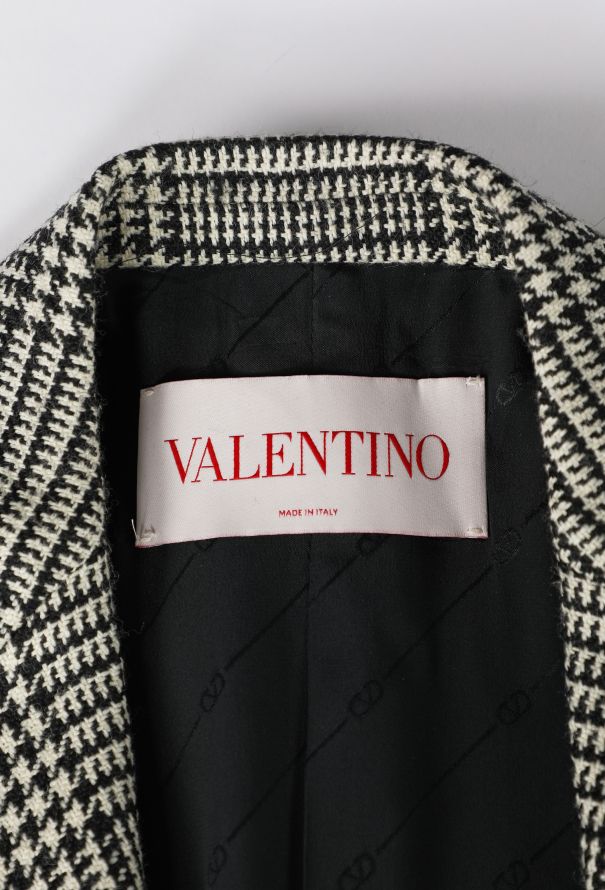 Valentino Houndstooth Double-Breasted Blazer, Resort 2025 - 8