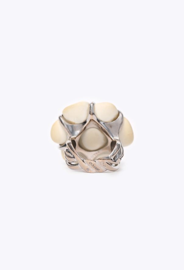 Chanel 18k White Gold & Agate Camélia Ring - 6