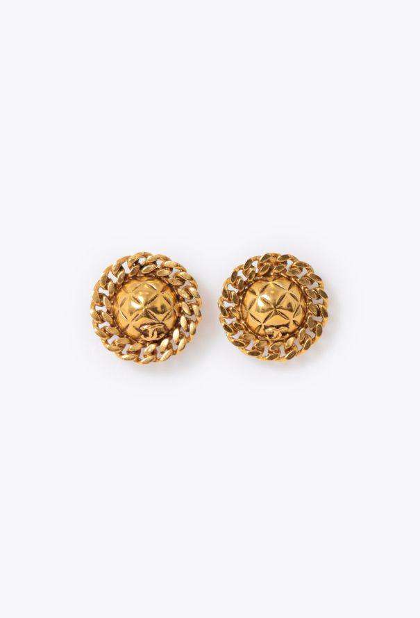 Chanel '80s Quilted Chainlink Clip Earrings - 1