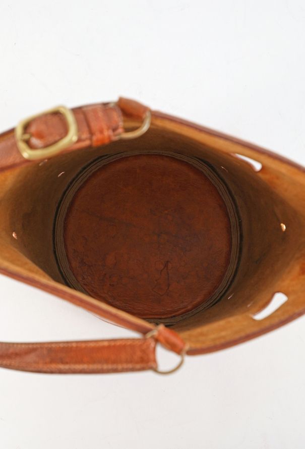 Hermès Gold Barenia Mini Mangeoire Bag, 1949 - 13