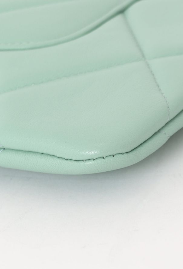 Chanel 19 Medium O Case - 8