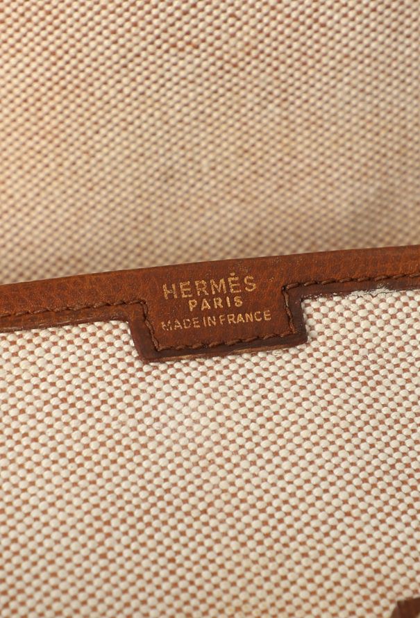 Hermès Vintage Toile H & Gold Courchevel Jige Clutch - 13