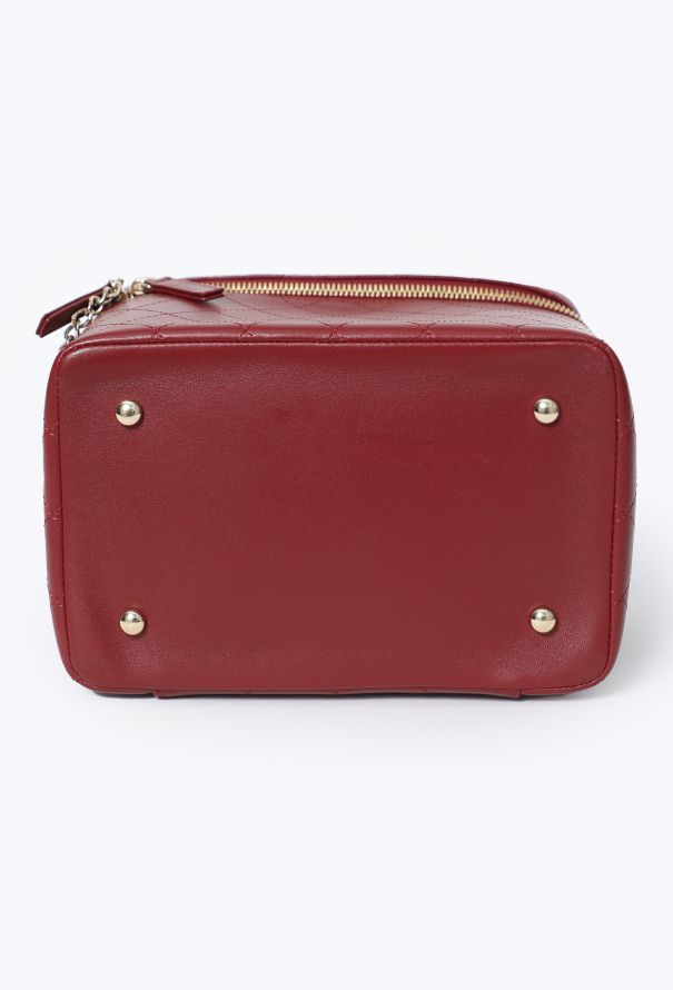 Chanel Knock On Wood Vanity Case Bag - 6