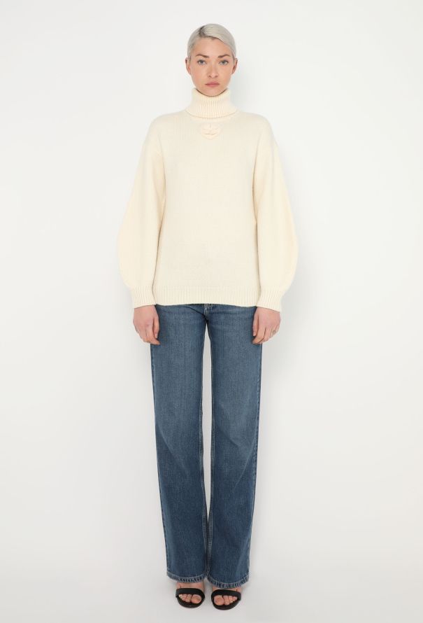 Chanel Thick Cashmere Clover Sweater - 4 Chanel Thick Cashmere Clover Sweater - 4
