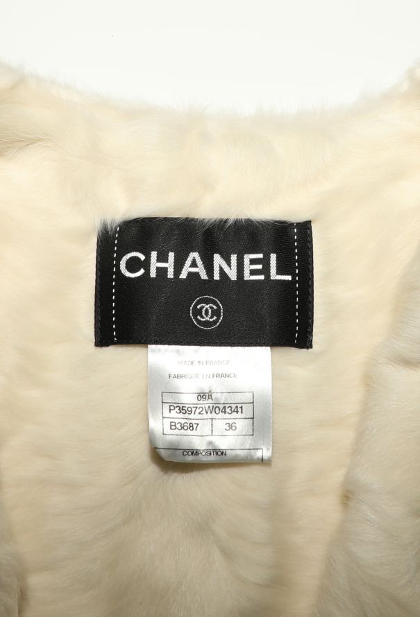 Chanel 2009 Embroidered Fur-Lined Jacket - 5 Chanel 2009 Embroidered Fur-Lined Jacket - 5