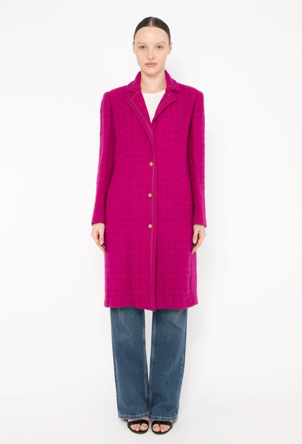 Chanel RARE '70s Fuscia Tweed Camélia Coat - 2 Chanel RARE '70s Fuscia Tweed Camélia Coat - 2