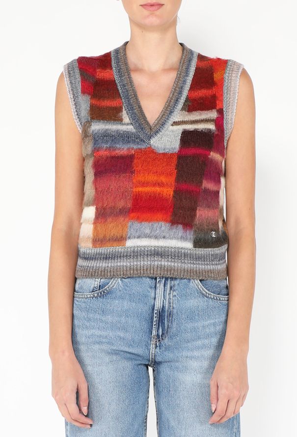 Chanel Pre-Fall 2024 Paris-Manchester Knit Vest - 1