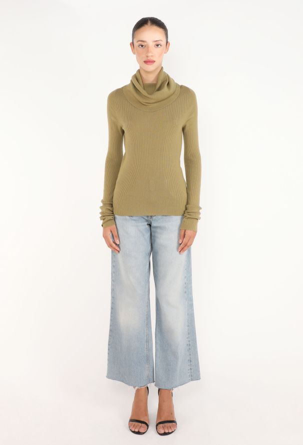 Phoebe Philo Ribbed Off-Shoulder Top, 2026 - 4