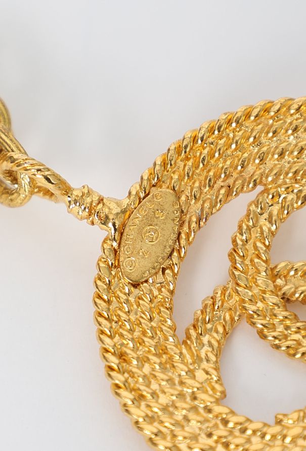 Chanel ICONIC Early '90s Medallion Necklace - 5 Chanel ICONIC Early '90s Medallion Necklace - 5