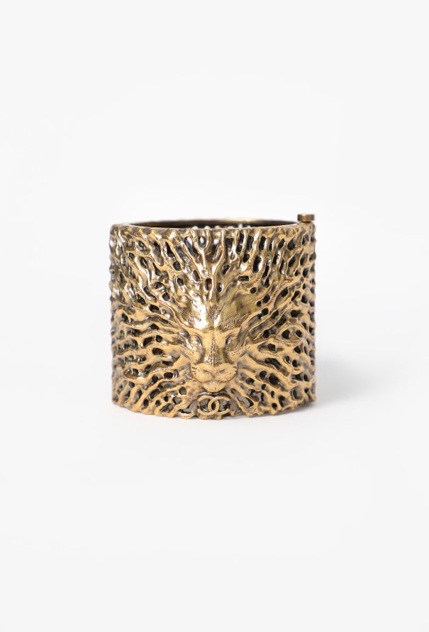 Chanel 2019 Sculpted Lion Head Cuff - 1