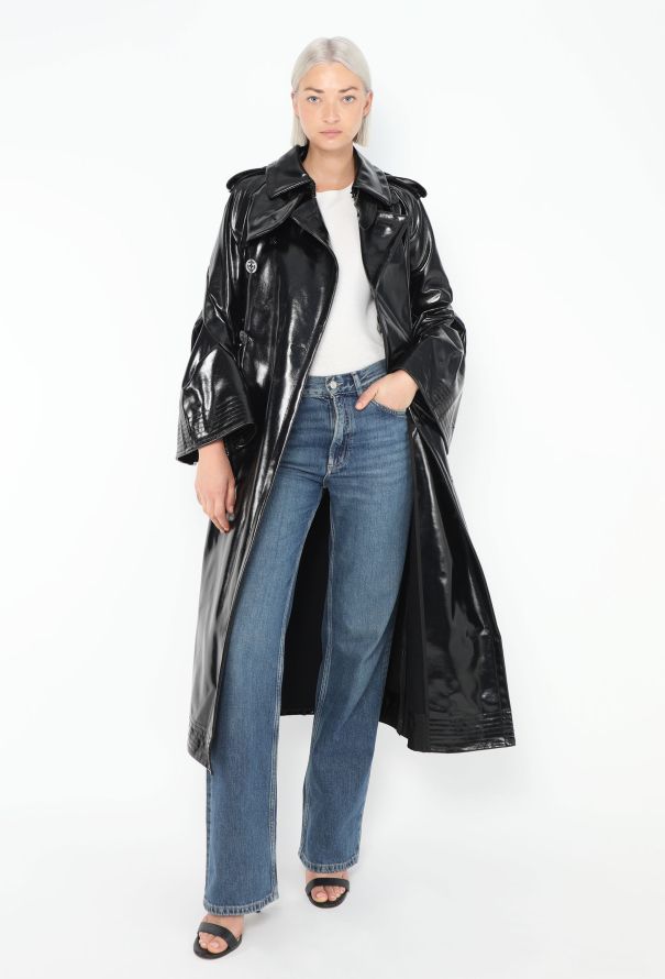 Sacai 2023 Patent Bell Sleeve Trench - 1
