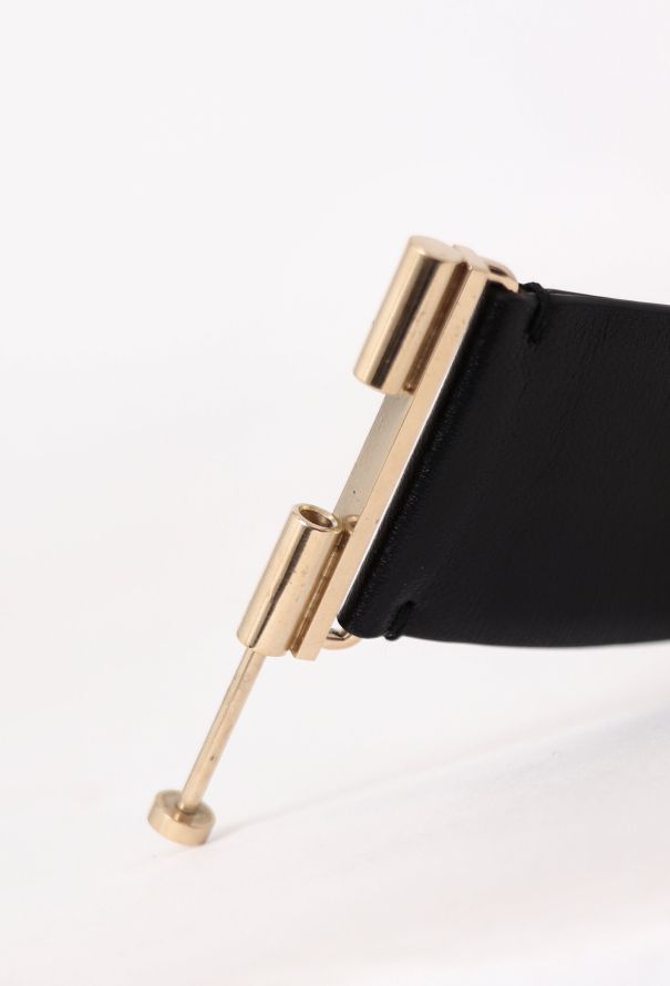 Chanel Resort 2020 Gripoix Leather Cuff - 5 Chanel Resort 2020 Gripoix Leather Cuff - 5