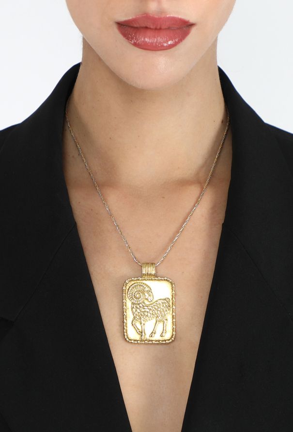 Fred Vintage '70s Aries Zodiac 18K Yellow Gold Pendant - 4