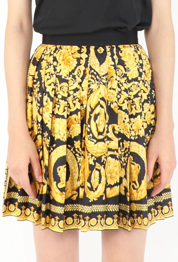 Gianni Versace Barocco Pleated Silk Skirt, F/W 1991 - 3