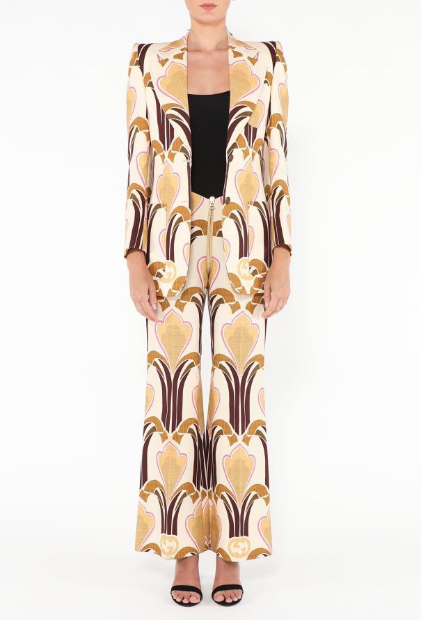 Gucci S/S 2022 Graphic Linen Suit - 6